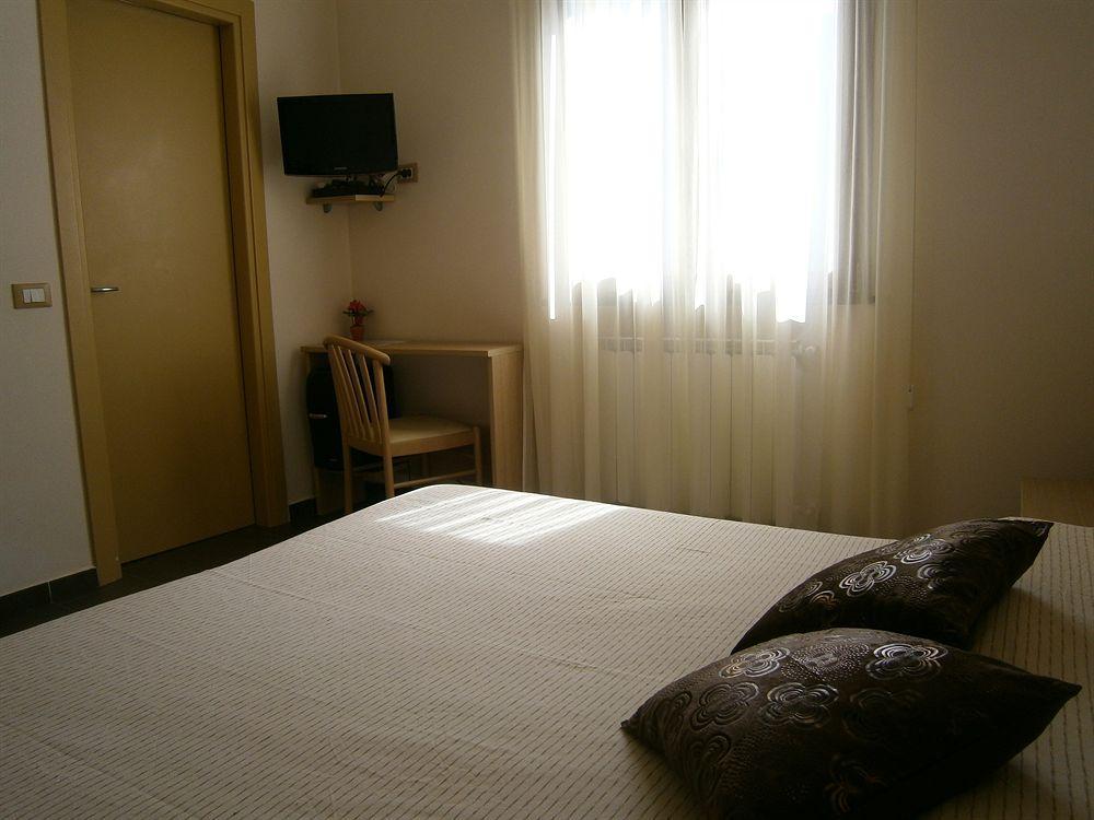 Arianna Hill House Bed & Breakfast La Spezia Exterior photo