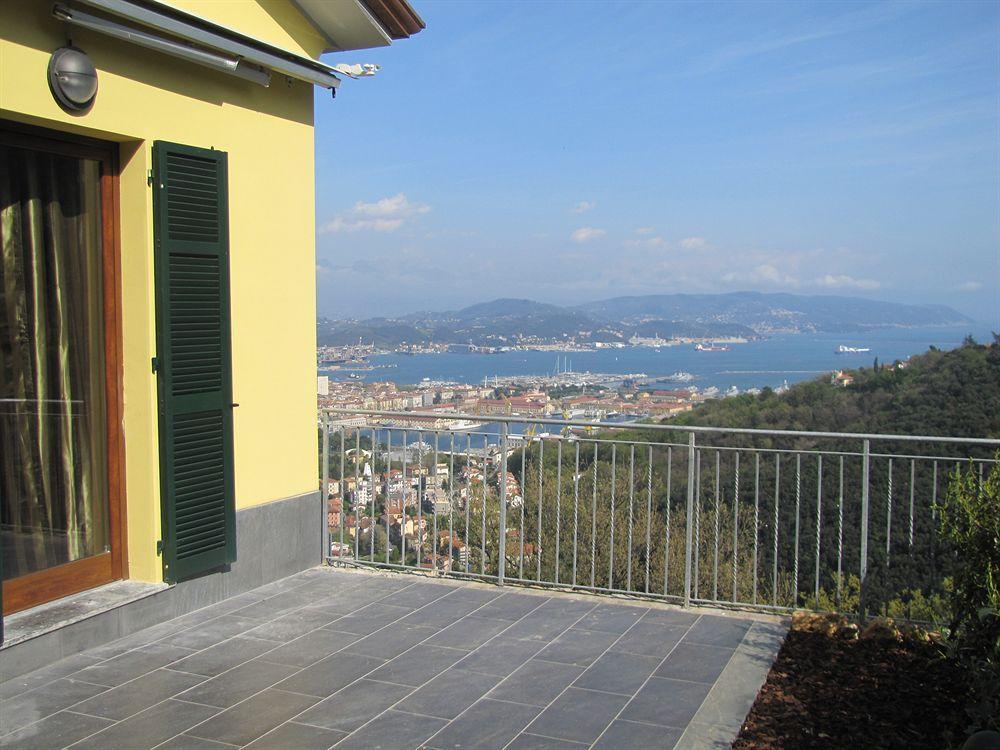 Arianna Hill House Bed & Breakfast La Spezia Exterior photo