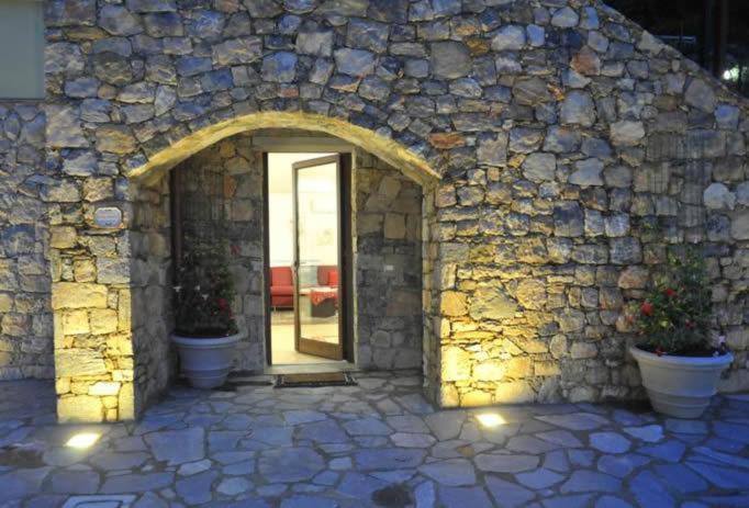 Arianna Hill House Bed & Breakfast La Spezia Exterior photo