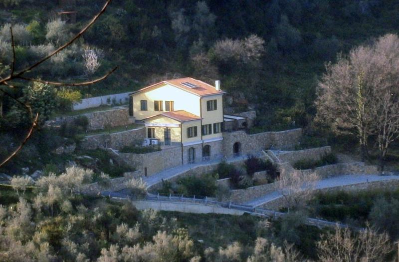Arianna Hill House Bed & Breakfast La Spezia Exterior photo