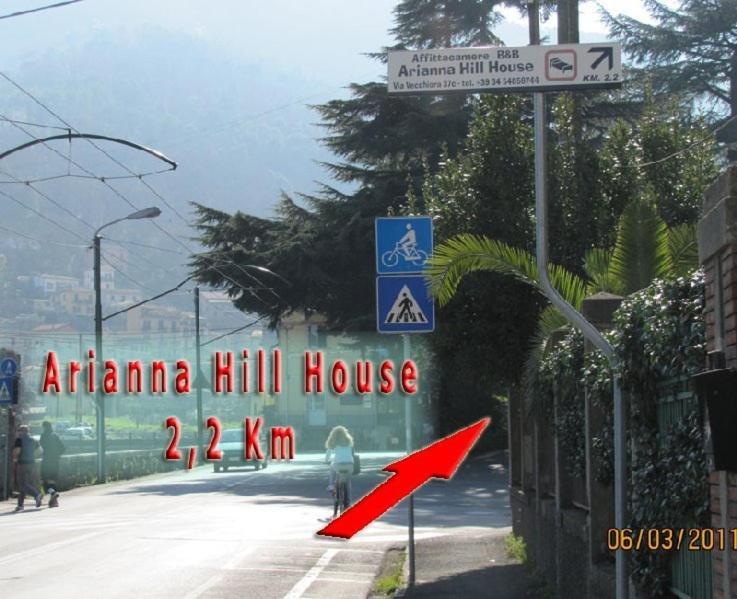 Arianna Hill House Bed & Breakfast La Spezia Exterior photo